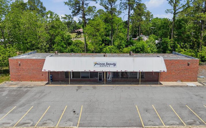 Pictures of Special Purpose property located at 305 E Franklin Street, Sylvester, GA 31791 for sales - image #1