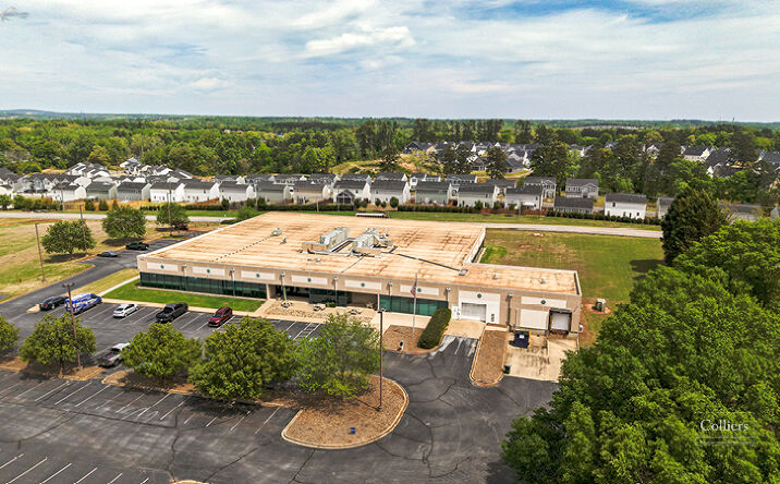 Pictures of Office property located at 1305 Perimeter Rd, Greenville, SC 29605 for sales - image #1