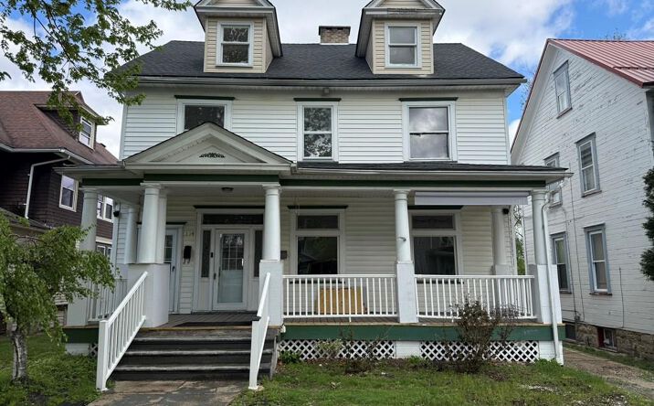 Pictures of Multifamily property located at 114 Clarion St, Johnstown, PA 15905 for sales - image #1