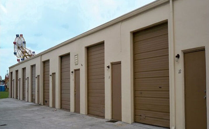 Pictures of Industrial property located at 5601-5621 NW 8th Street, Pompano Beach, FL 33063, 1106 5th Ave S, Lake Worth Beach, FL 33460 for sales - image #1