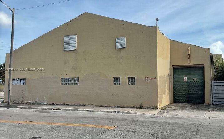 2428 NW 7th Ave, Miami