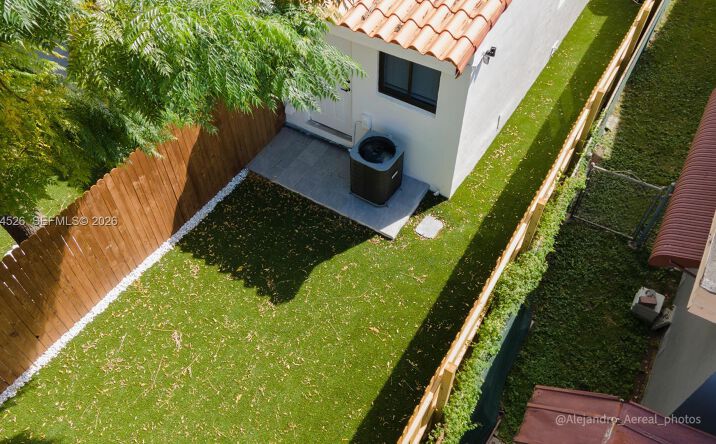 Pictures of Multifamily property located at 3045 SW 21st St, Miami, FL 33145 for sales - image #1