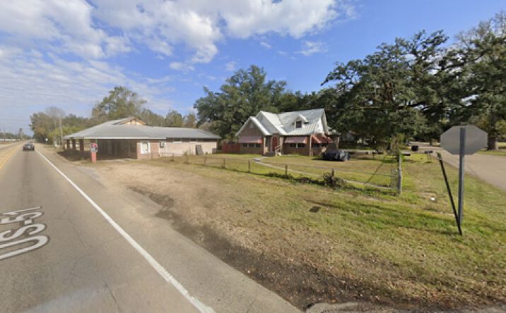 Pictures of Mixed Use, Office, Special Purpose property located at 48048 US-51, Tickfaw, LA 70466 for sales - image #1