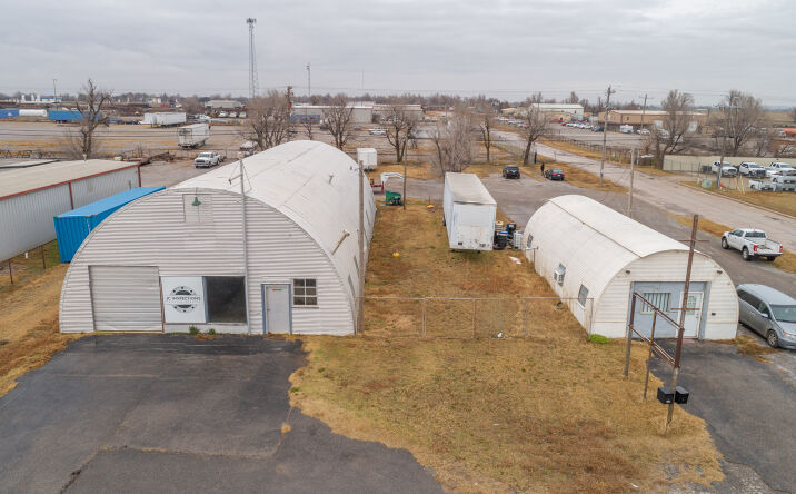Pictures of Industrial property located at 1925 E Hwy 66, El Reno, OK 73036 for sales - image #1