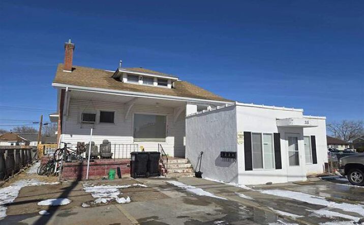Pictures of Multifamily property located at 315 East Overland, Scotts, Scottsbluff, NE 69361 for sales - image #1