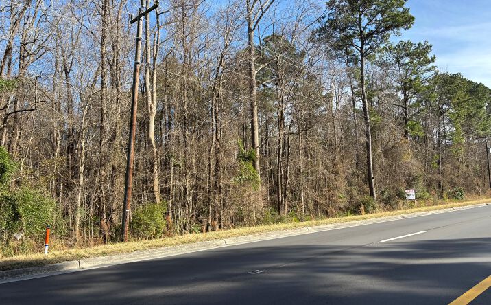 Pictures of Land property located at L2 Richlands Hwy, Jacksonville, NC 28540 for sales - image #1