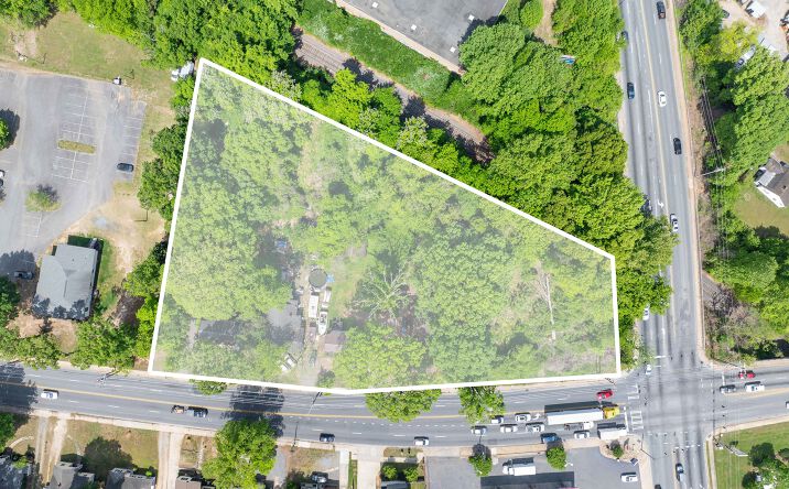 Pictures of Multifamily, Retail property located at 3921-3945 The Plaza, Charlotte, NC 28205 for sales - image #1