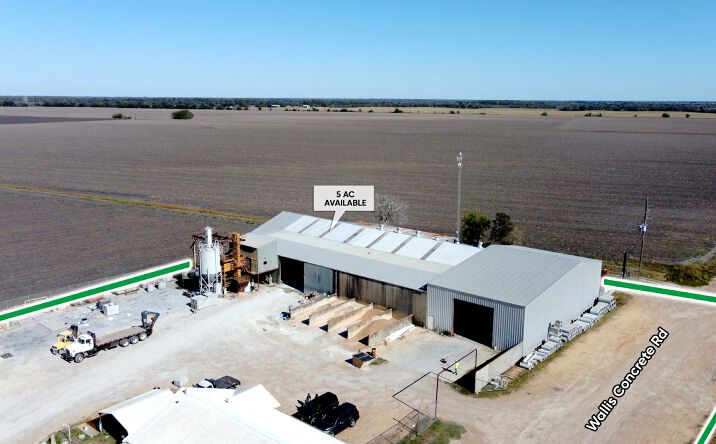 Pictures of Industrial property located at 646 Wallis Concrete Road, Wallis, TX 77485 for sales - image #1