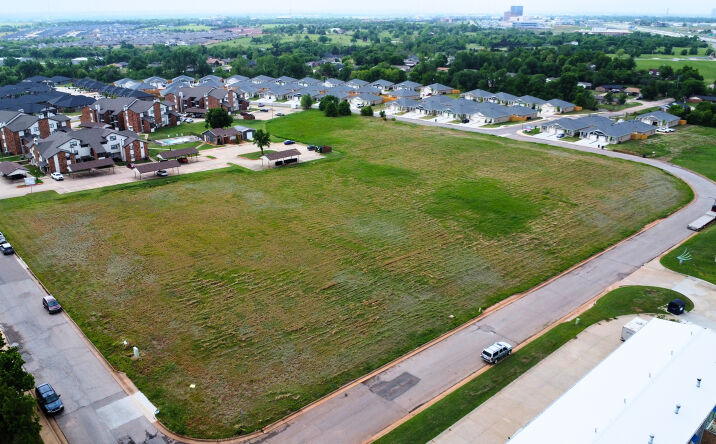 Pictures of Land property located at 408 Summit Ridge Dr., Oklahoma City, OK 73114 for sales - image #1