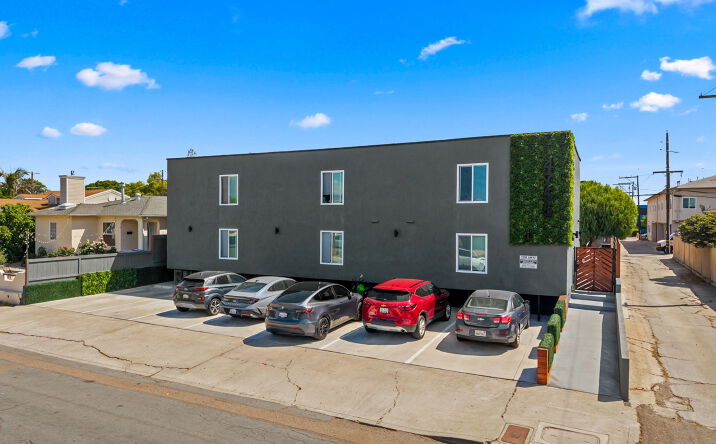Pictures of Multifamily property located at 4755 Felton St, San Diego, CA 92116 for sales - image #1