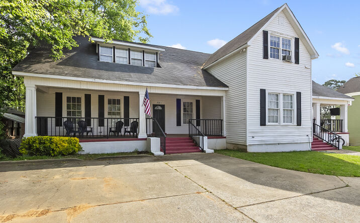 Pictures of Multifamily property located at 1021 Queen City Avenue, Tuscaloosa, AL 35401 for sales - image #1