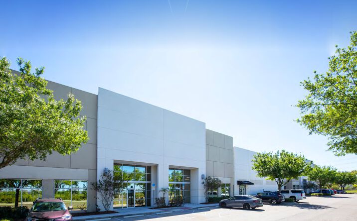 Pictures of Industrial property located at 351 30th St SE, Ruskin, FL 33570 for sales - image #1