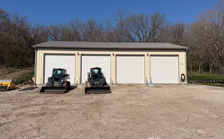 Pictures of Land property located at 7900 Naylor Road, Parkville, MO 64152 for sales - image #1