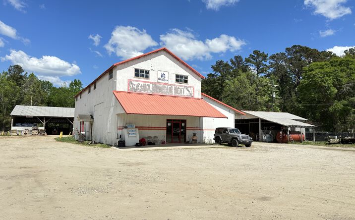 Pictures of Industrial property located at 5450 Memorial Blvd, Saint George, SC 29477 for sales - image #1