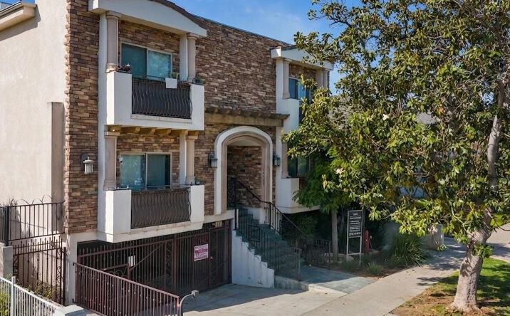 Pictures of Multifamily property located at 14764 Sylvan St, Los Angeles, CA 91411 for sales - image #1