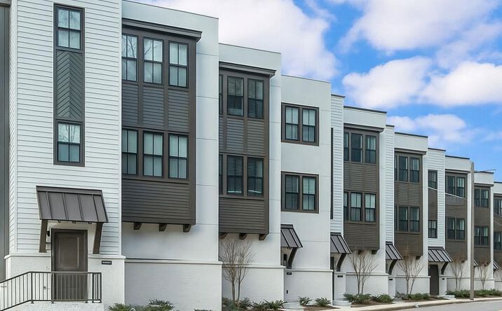 Pictures of Multifamily property located at 2510 18th Street South, Homewood, AL 35209 for sales - image #1