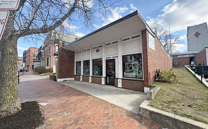 Pictures of Office, Retail property located at 770 Congress St, Portland, ME 04102 for sales - image #1