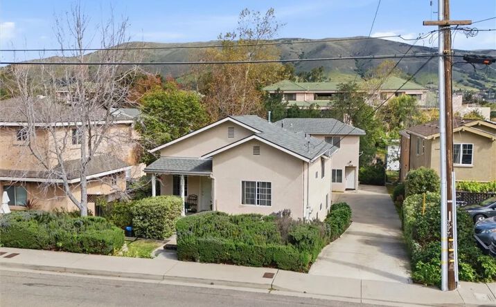 Pictures of Multifamily property located at 3204 Rockview Place, San Luis Obispo, CA 93401 for sales - image #1