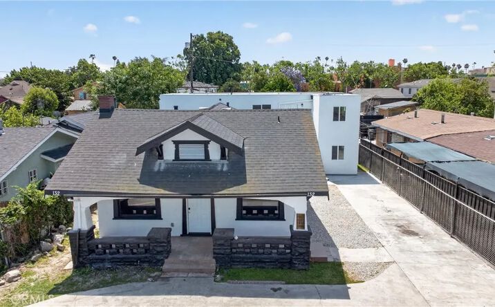 Pictures of Multifamily property located at 132 W 74th, Los Angeles, CA 90003 for sales - image #1