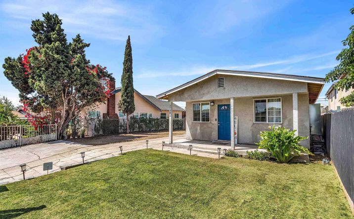 Pictures of Multifamily property located at 3736-38 46th Street, San Diego, CA 92105 for sales - image #1