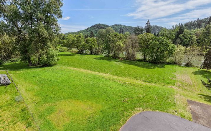 Pictures of Land property located at 0 Del Rio Rd, Roseburg, OR 97471 for sales - image #1