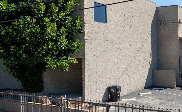 Pictures of Industrial property located at 314 N Wilmington Blvd, Wilmington, CA 90744, 915 W C St, Wilmington, CA 90744 for sales - image #1