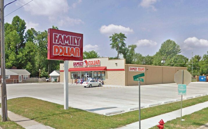 Pictures of Retail property located at 601 South Main Street, Charleston, MO 63834 for sales - image #1