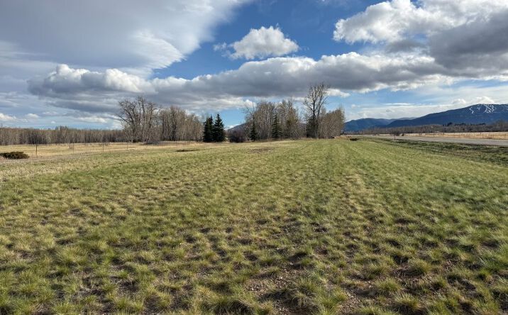 Pictures of Land property located at NHN US Hwy 212, Red Lodge, MT 59068 for sales - image #1