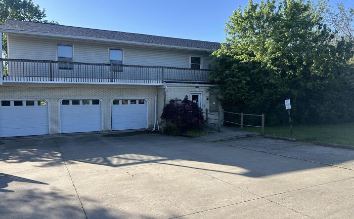 Pictures of Special Purpose property located at 1305 Lancaster Rd, Richmond, KY 40475 for sales - image #1