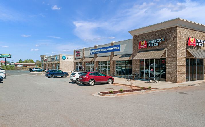 Pictures of Retail property located at 11850 US-231, Meridianville, AL 35759 for sales - image #1