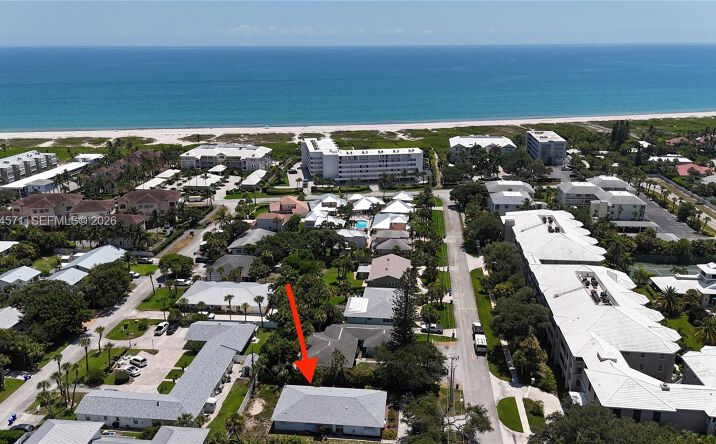 Pictures of Multifamily property located at 915 Turtle Cove Ln, Vero Beach, FL 32963 for sales - image #1