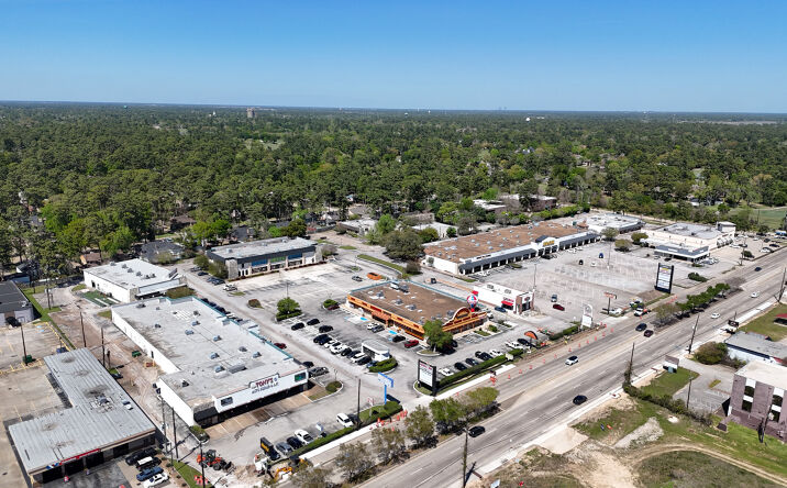Pictures of Retail property located at 6410 FM 1960, Houston, TX 77069 for sales - image #1