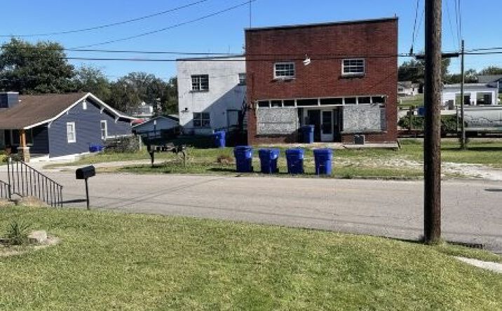 Pictures of Multifamily, Office, Retail property located at 803 Fowler St, Clinton, TN 37716 for sales - image #1