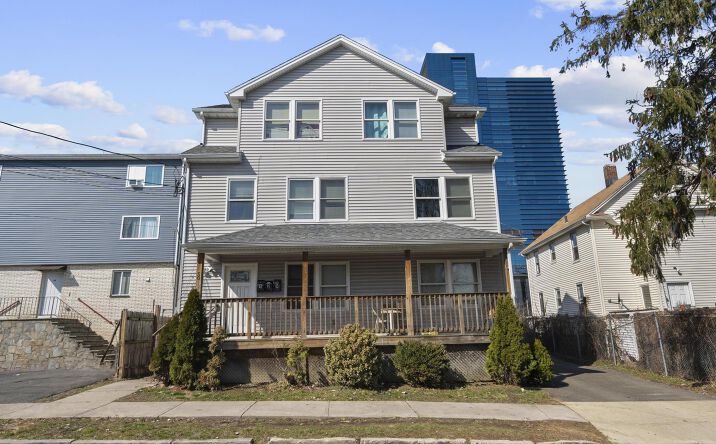 50 Alden St, Stamford