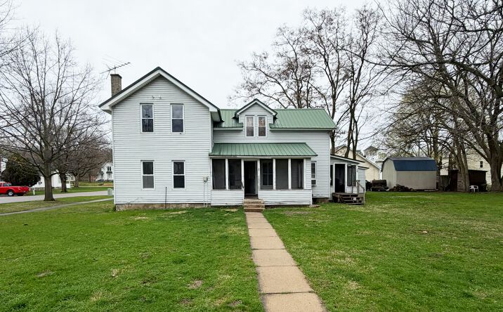 Pictures of Multifamily property located at 112 W Clinton St, Augusta, MI 49012 for sales - image #1