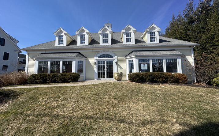 Pictures of Retail property located at 307 Main Street unit 1, Ogunquit, ME 03907 for sales - image #1