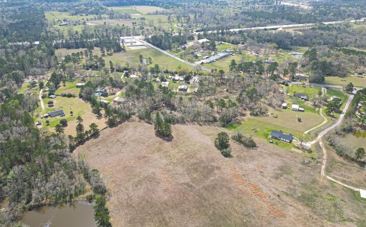 Pictures of Land property located at 1004 Kelley Rd, Conroe, TX 77303 for sales - image #1