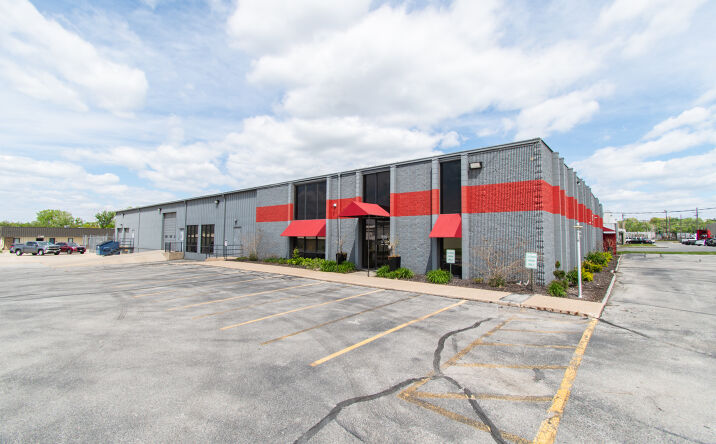Pictures of Industrial property located at 4404 South 76th Circle, Omaha, NE 68127 for sales - image #1