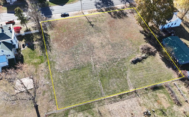 Pictures of Mixed Use, Land property located at 380 East Adams Street, Pittsfield, IL 62363 for sales - image #1