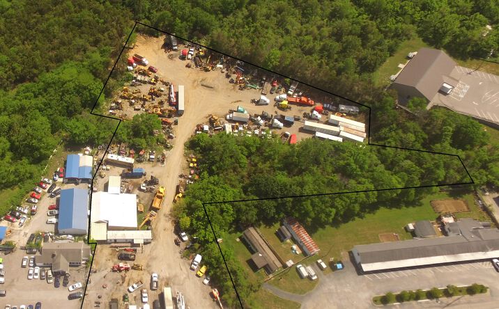 Pictures of Industrial, Land, Retail property located at 1294 Dickerson Pike, Goodlettsville, TN 37072 for sales - image #1