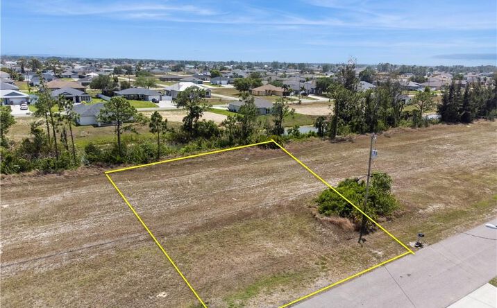 Pictures of Land property located at 4011 Northeast 9th Avenue, Cape Coral, FL 33909 for sales - image #1