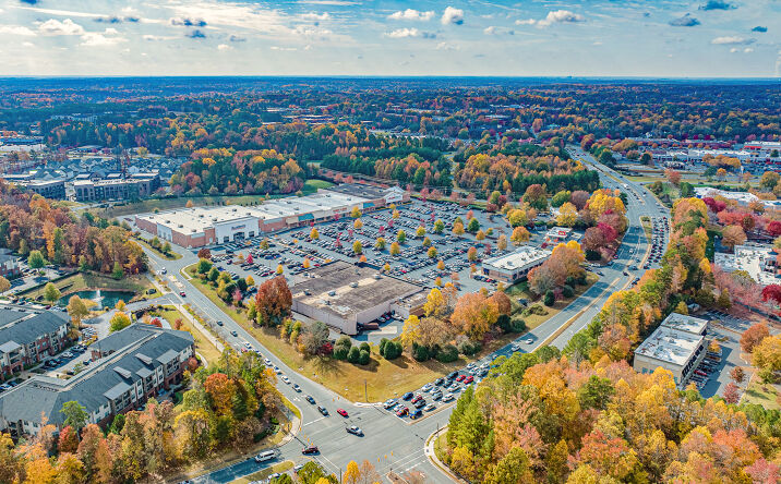 Pictures of Retail property located at 2332 Matthews Township Pkwy, Matthews, NC 28105 for sales - image #1