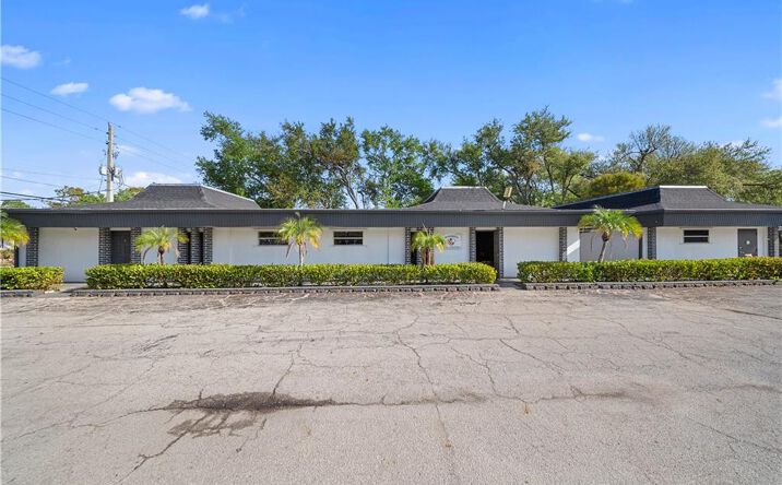 Pictures of Office, Mixed Use, Special Purpose property located at 3653/3657 CENTRAL AVE FORT MYERS FL 33901, FORT MYERS, FL 33901 for sales - image #1