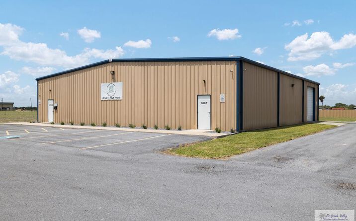 Pictures of Retail, Industrial property located at 6101 Fm 106, Harlingen, TX 78550 for sales - image #1