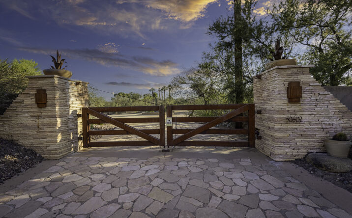 Pictures of Multifamily property located at 50602 U.S. Hwy 60 89, Wickenburg, AZ 85390 for sales - image #1