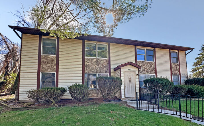 Pictures of Multifamily property located at 212 Logan St, Valparaiso, IN 46385 for sales - image #1