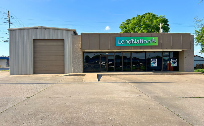 Pictures of Retail, Office, Self Storage property located at 403 East 8th Street, Okmulgee, OK 74447 for sales - image #1