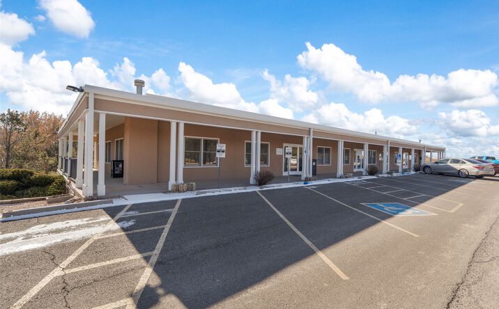 411 Saint Michaels Drive, Santa Fe