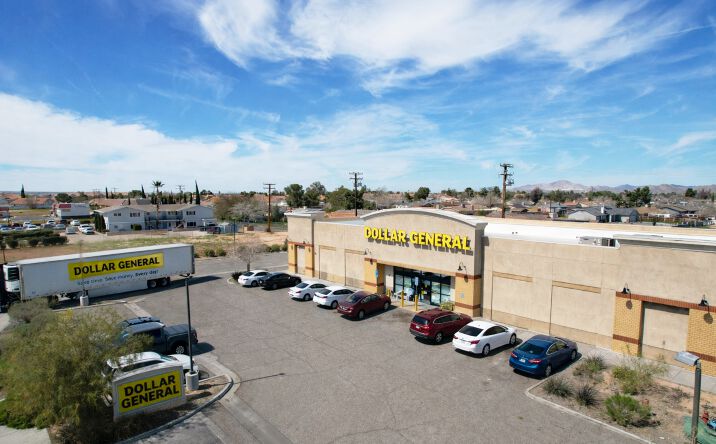 Pictures of Retail property located at 20834 BEAR VLY RD, APPLE VALLEY, CA 92308-6977 for sales - image #1