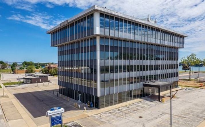 Pictures of Multifamily, Office property located at 511 Fort St, Port Huron, MI 48060 for sales - image #1